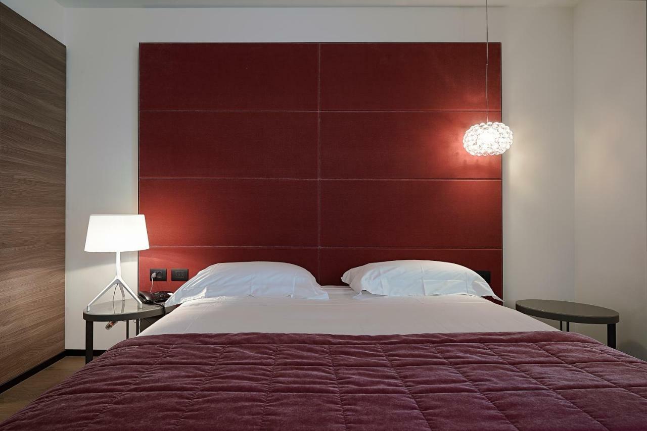 Link124 Hotel Parma Eksteriør billede